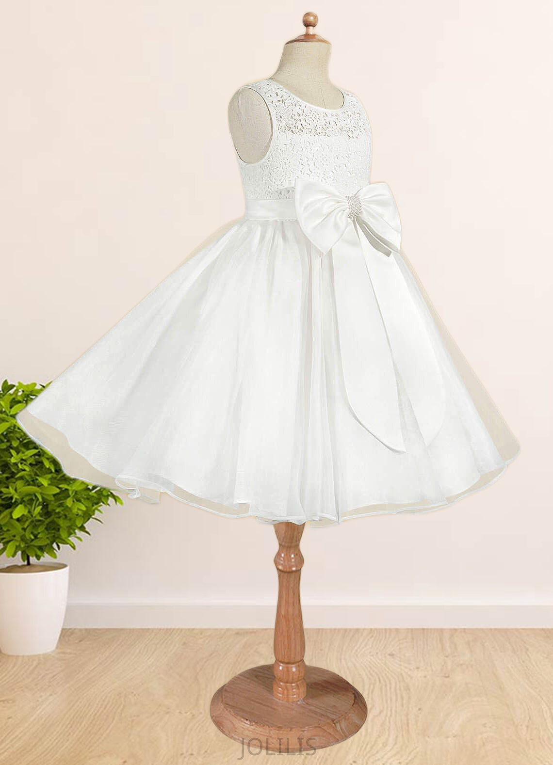 Lorena A-Line Lace Organza Knee-Length Dress Diamond White HIP0022811