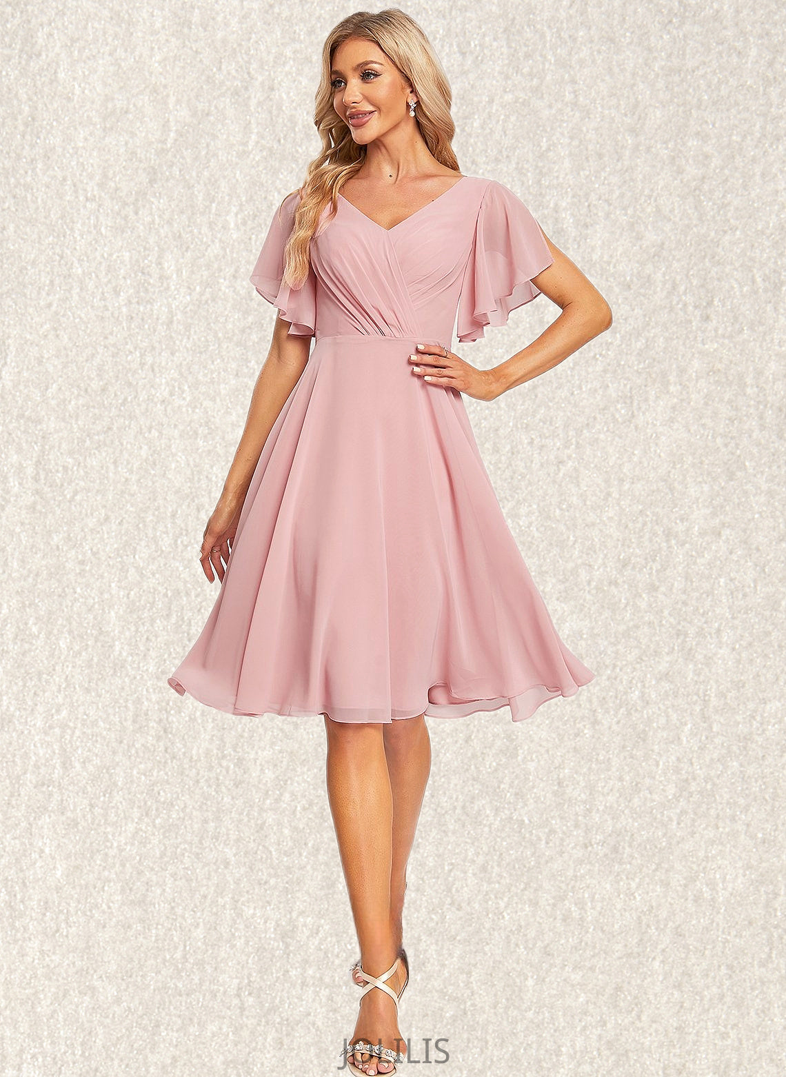 Leslie A-line V-Neck Knee-Length Chiffon Homecoming Dress HIP0025702