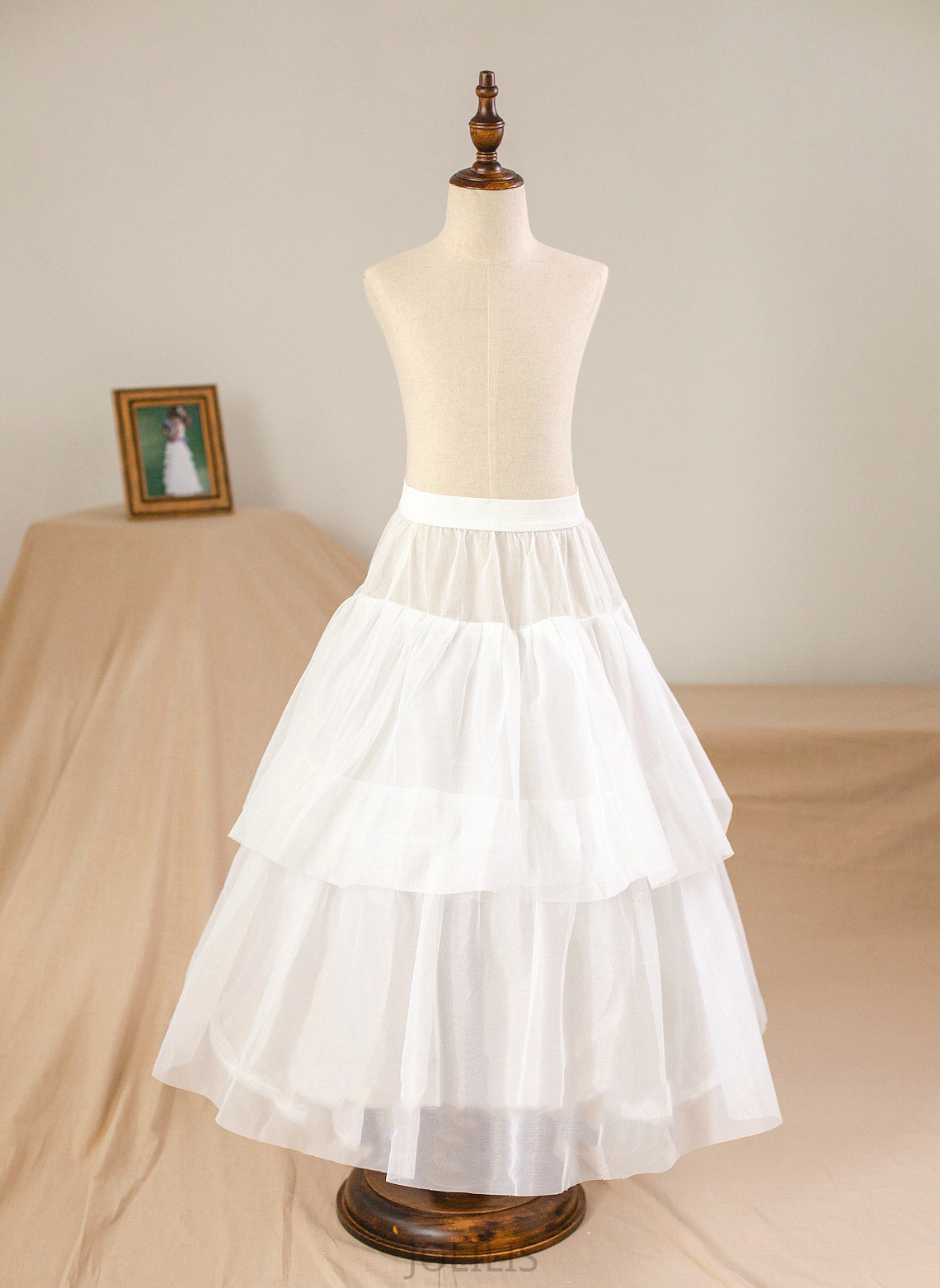 (Petticoat Sash/Appliques/Bow(s) Judith Neck Ball Dress - Scoop Sleeveless Satin Flower Girl Dresses Flower Girl NOT included) With Floor-length Gown