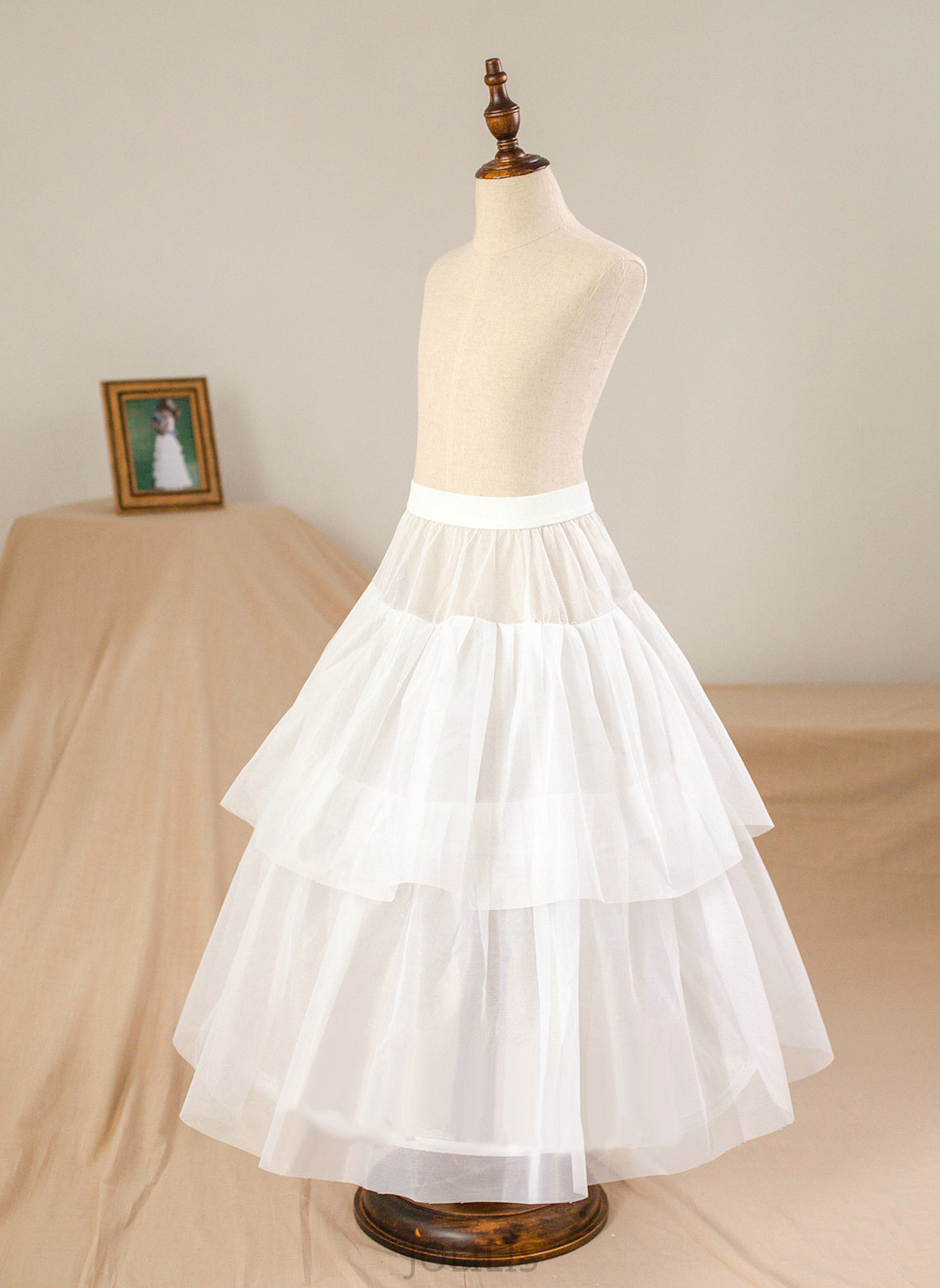 (Petticoat Sash/Appliques/Bow(s) Judith Neck Ball Dress - Scoop Sleeveless Satin Flower Girl Dresses Flower Girl NOT included) With Floor-length Gown