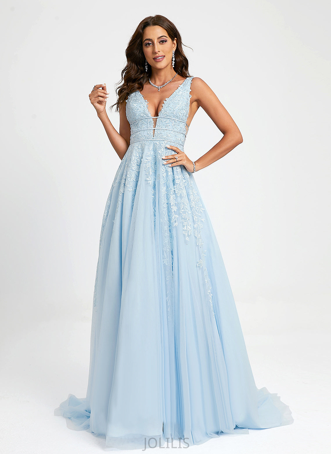 Train Tulle Prom Dresses Ball-Gown/Princess Beading With V-neck Lace Sweep Aria