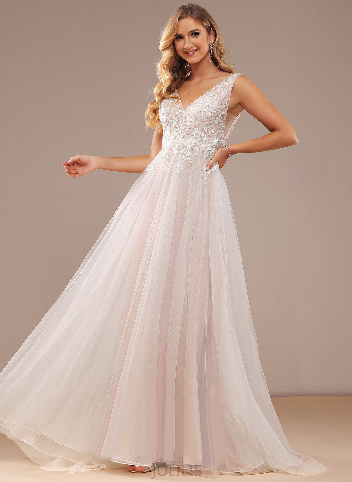 Ball-Gown/Princess Lesley Train Sweep Wedding Dresses Lace Lace V-neck Tulle Dress With Wedding