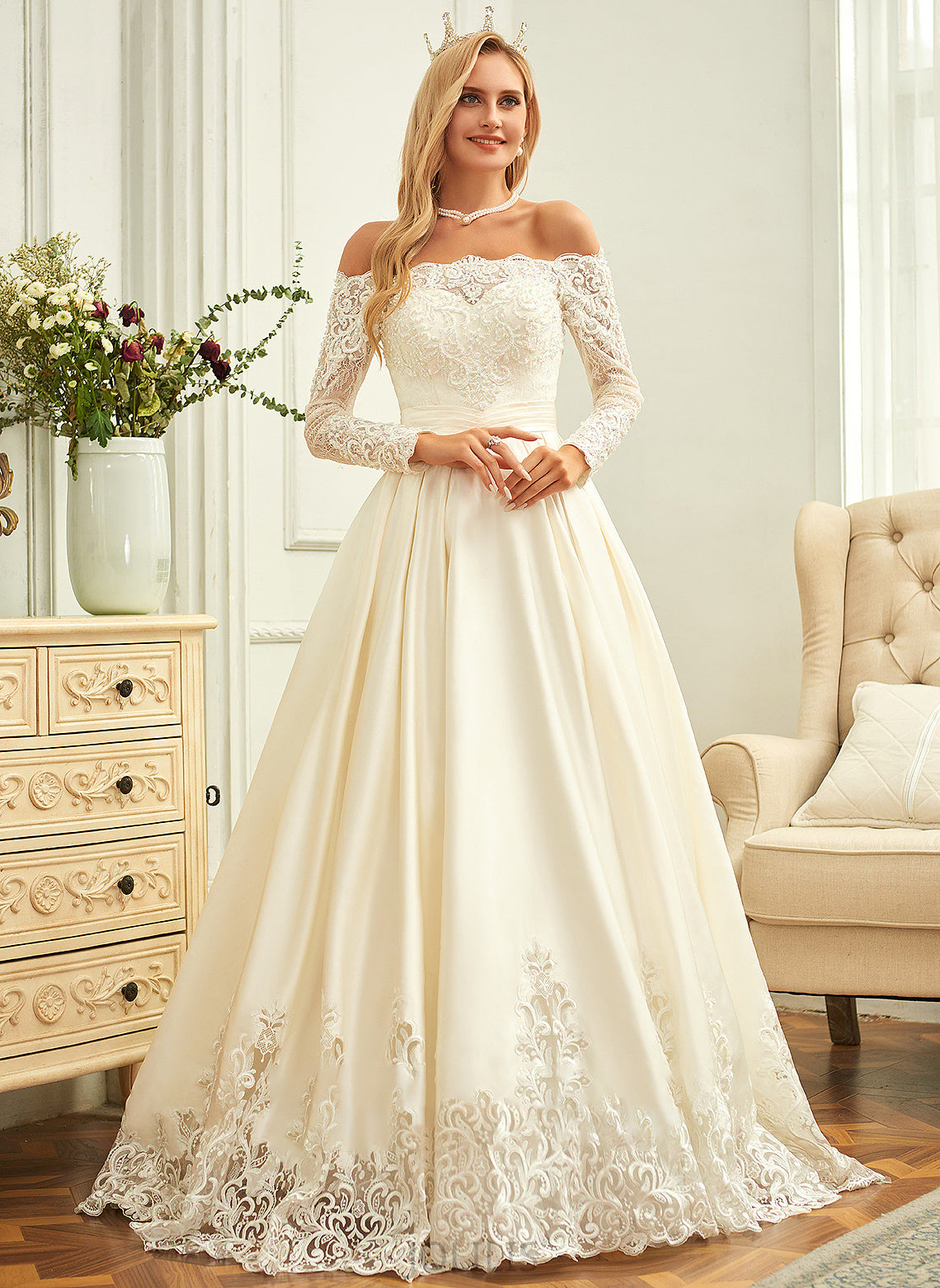 Wedding Ball-Gown/Princess Satin Wedding Dresses Train With Sequins Dress Sweep Beading Kendall