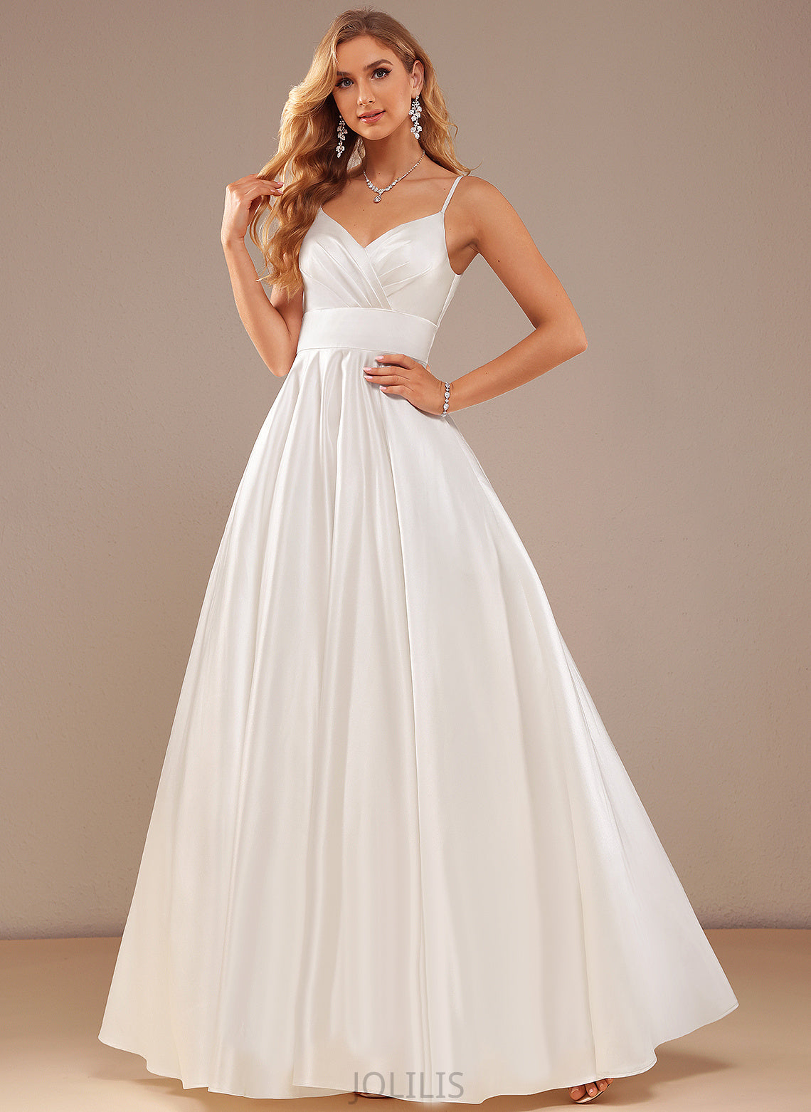 Satin Dress Pockets Wedding Michaelia Ball-Gown/Princess Floor-Length Wedding Dresses With V-neck