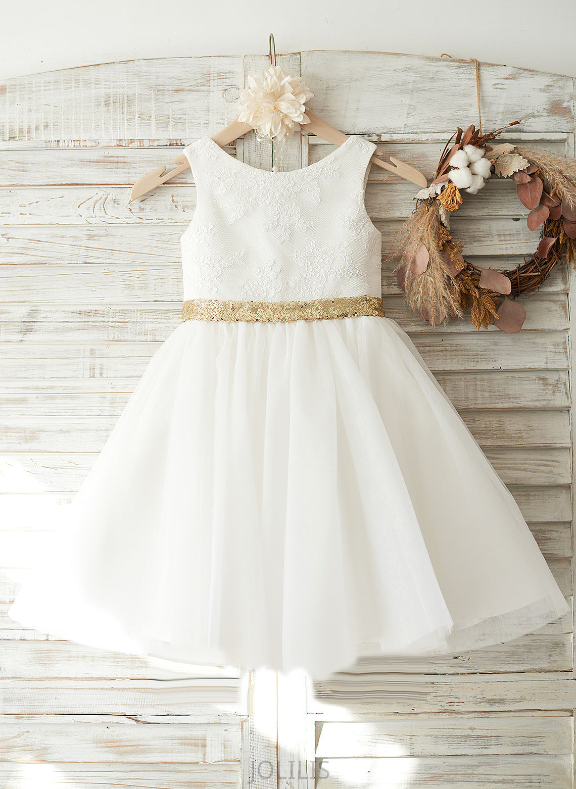 Flower Tulle/Lace/Sequined Knee-length Bow(s)/V - Girl A-Line Flower Girl Dresses Back Dress Patti Neck Sleeveless With Scoop