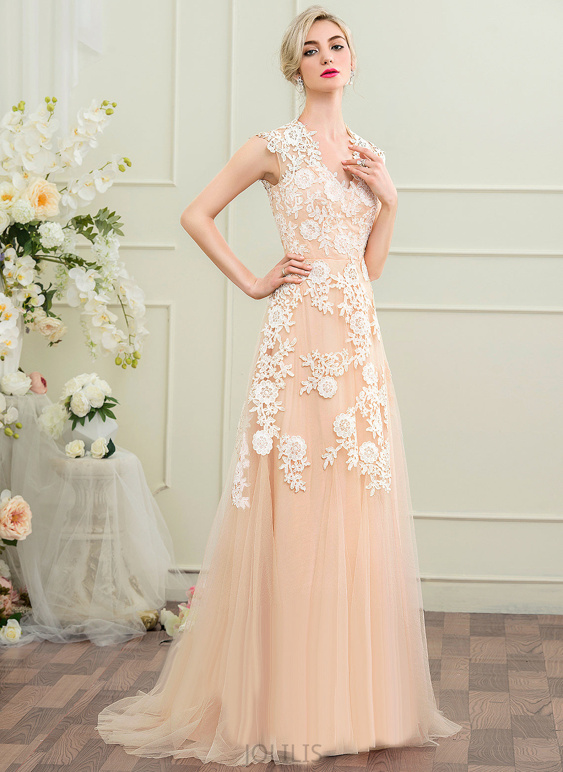 Sweep Lace Yaretzi Tulle Dress Train Wedding A-Line V-neck Wedding Dresses