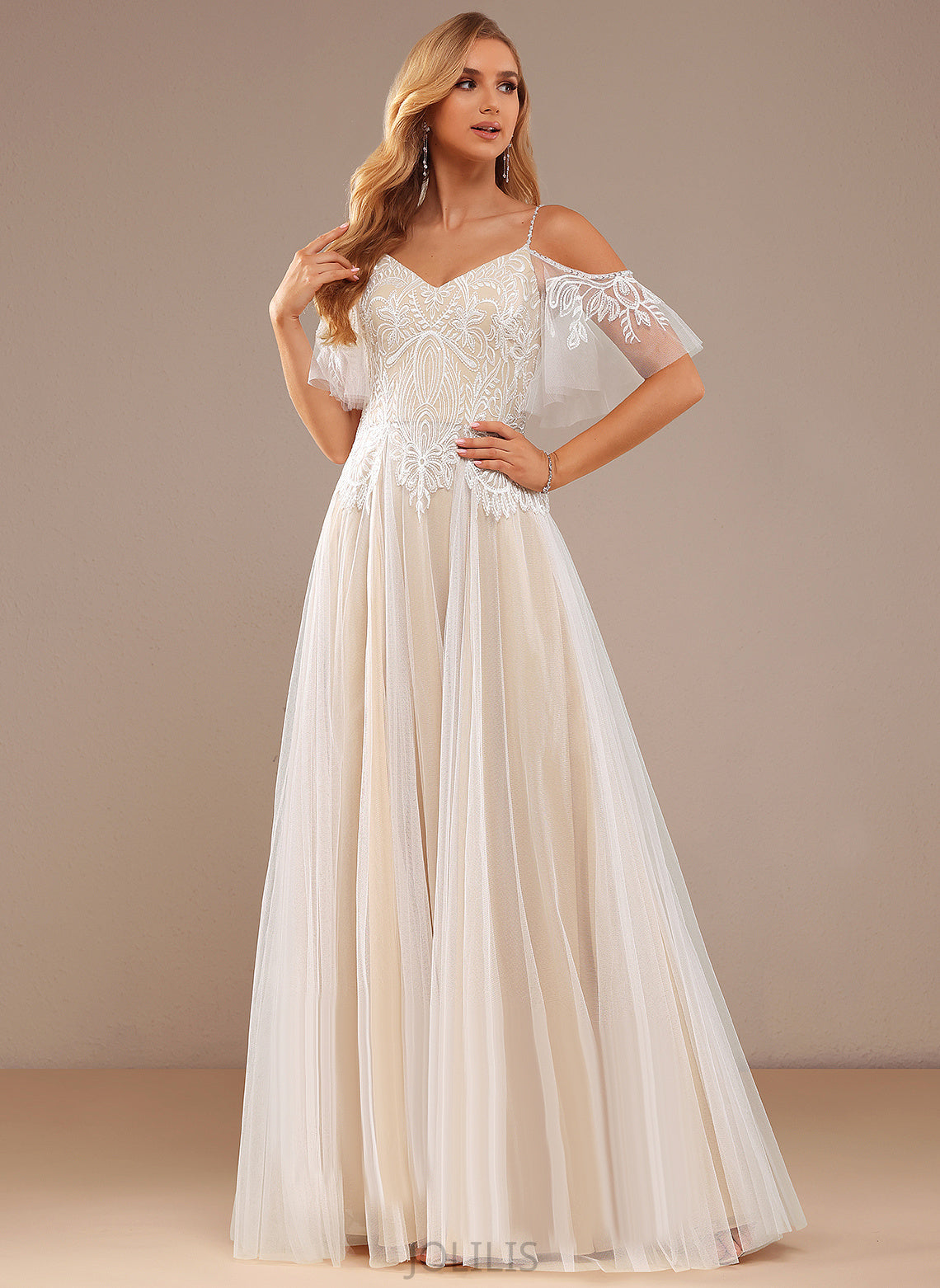 A-Line Floor-Length Tulle Alondra With Dress Beading Lace Wedding Dresses Sequins Wedding Lace Ruffle V-neck