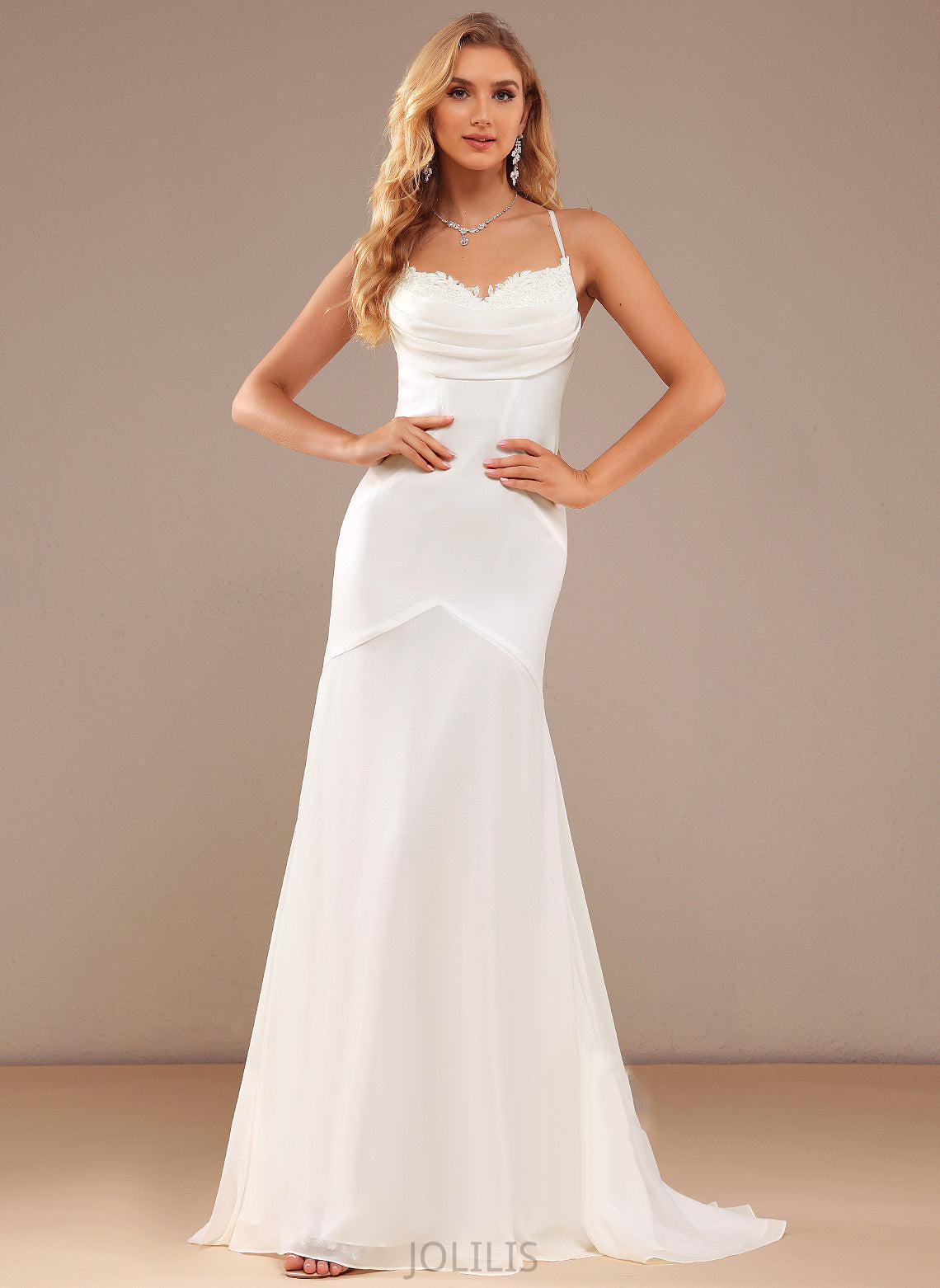 Train V-neck Lace Sweep Dress Chiffon Wedding Belen Trumpet/Mermaid Wedding Dresses