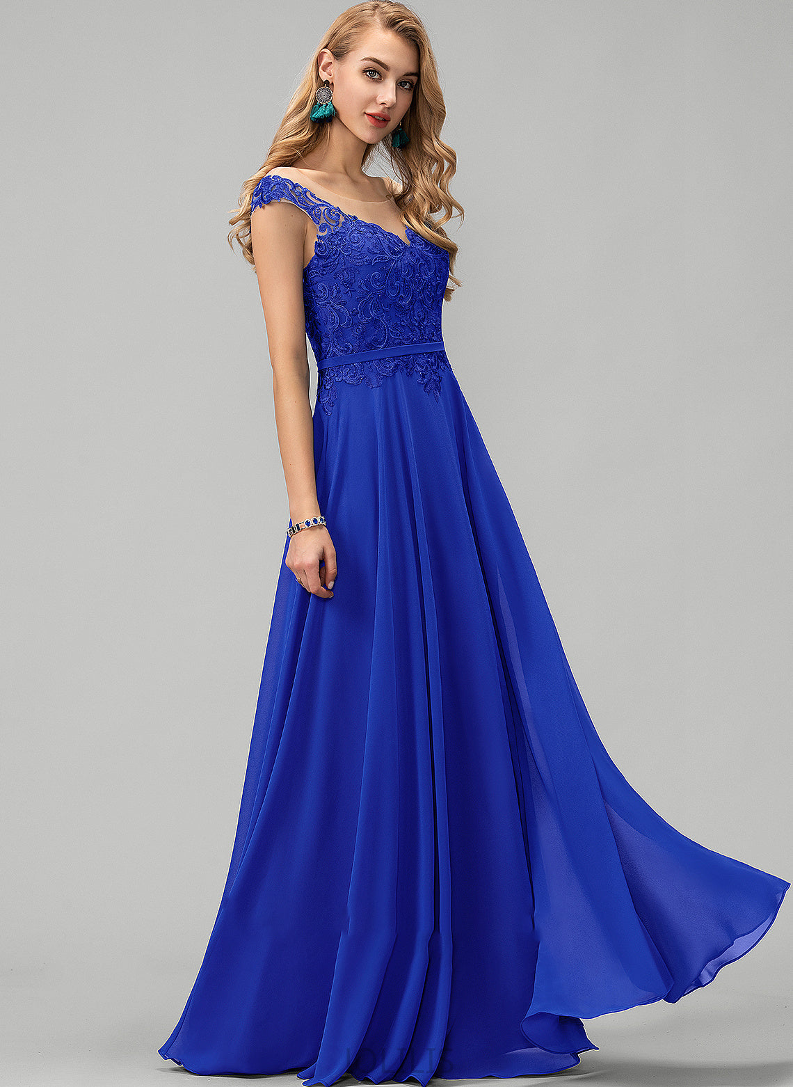 Scoop With Lace A-Line Floor-Length Sequins Neck Chiffon Germaine Prom Dresses