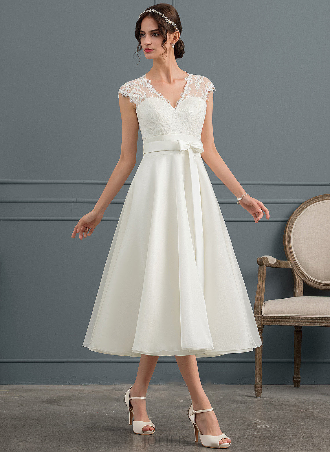 Satin Wedding Dresses Tea-Length Bow(s) Wedding Thea A-Line With Dress V-neck