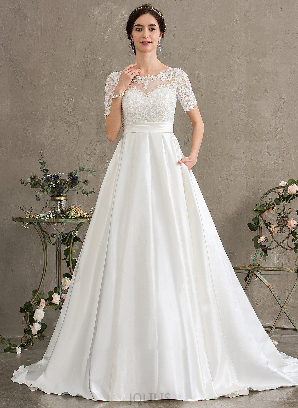 Neck Ball-Gown/Princess Pockets Wedding Dresses Court Dress Beading Sequins Scoop With Satin Train Wedding Isis