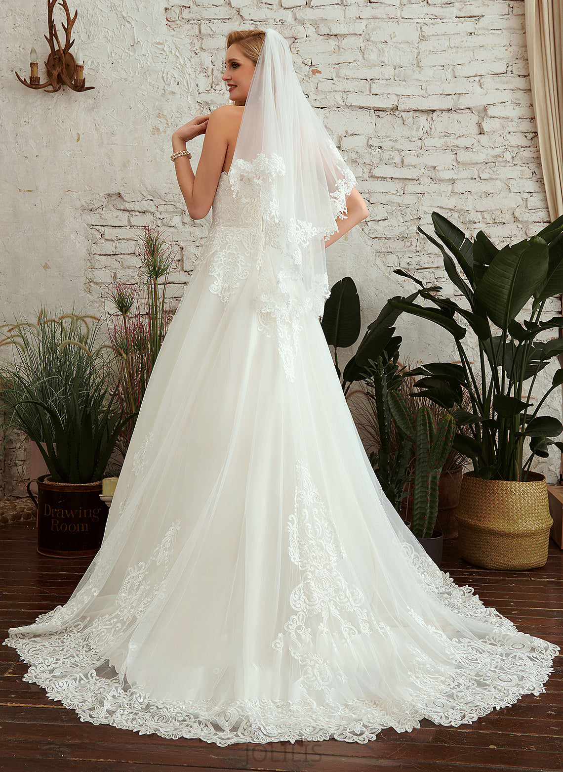 A-Line Maeve With Wedding Court Lace Sweetheart Train Wedding Dresses Dress