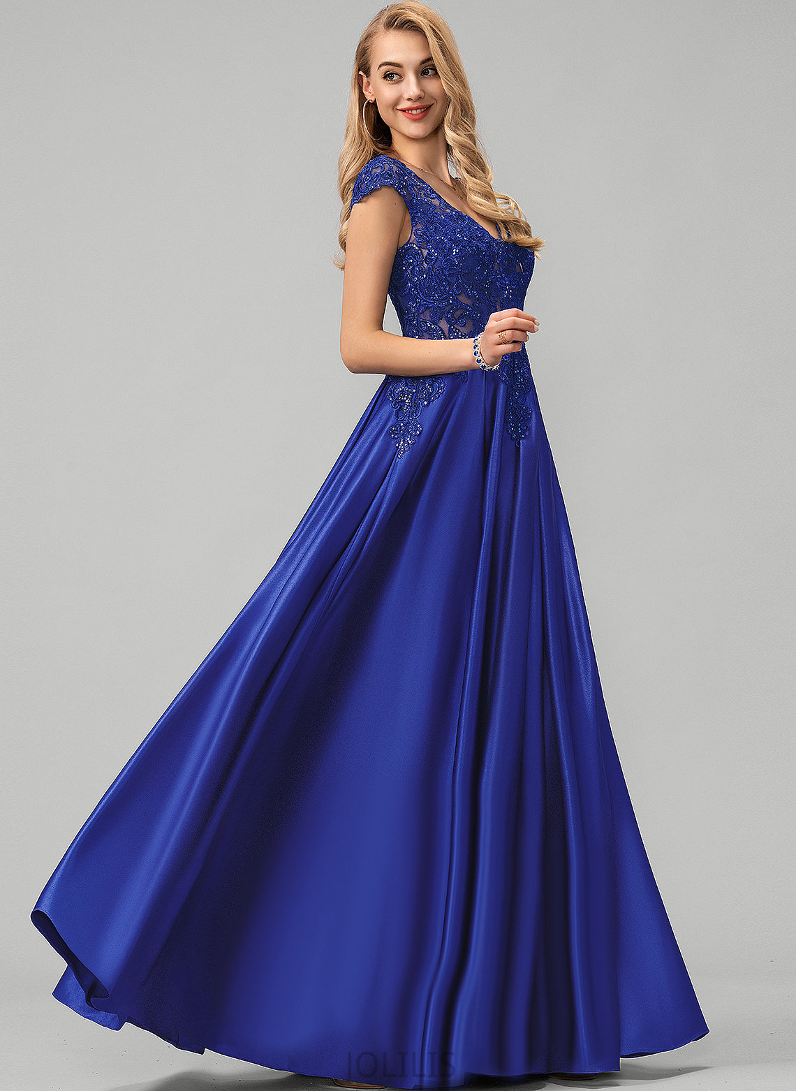 Prom Dresses Satin Floor-Length With Ball-Gown/Princess Sequins V-neck Zoey