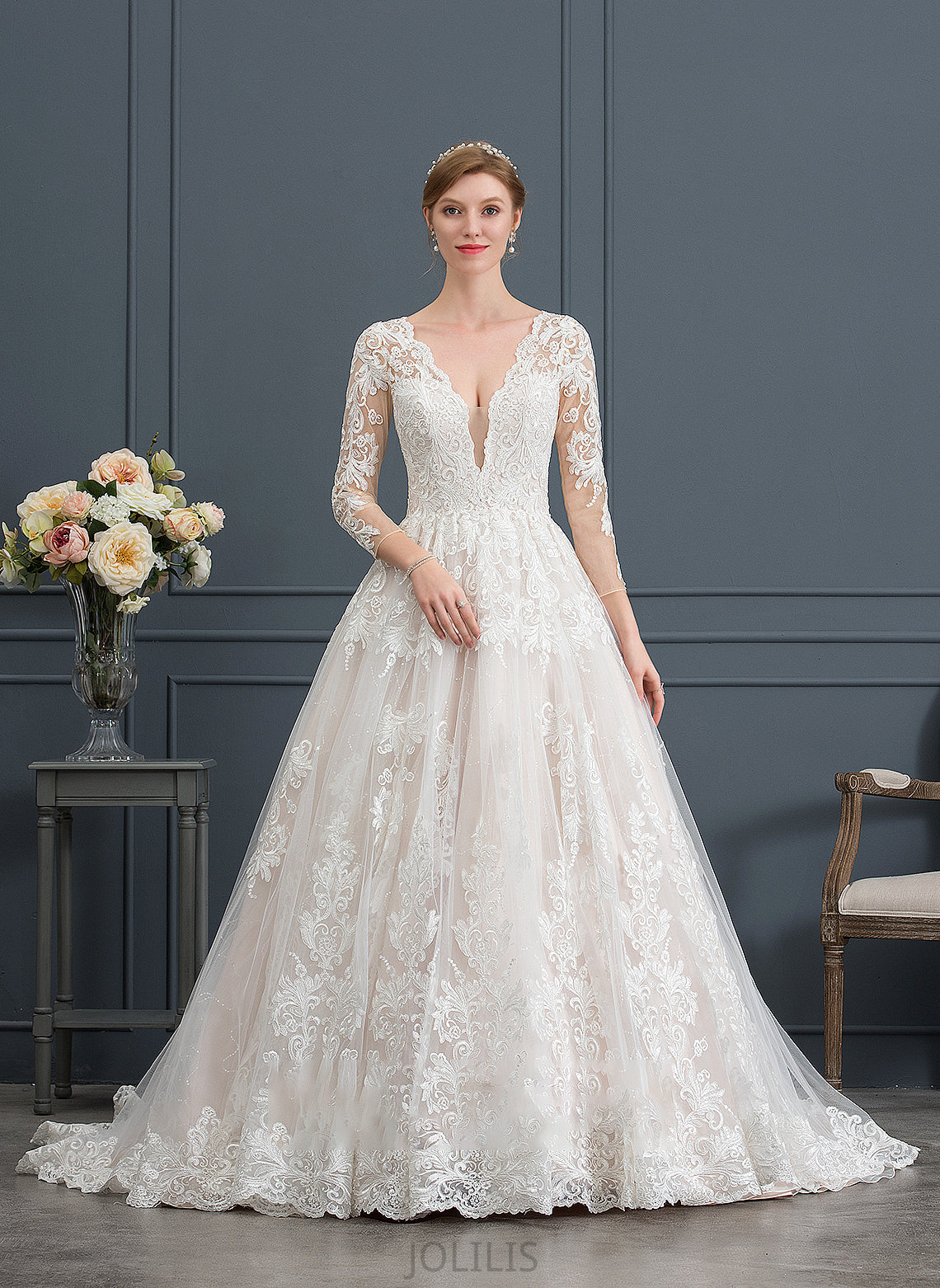 Wedding Dresses Anne Wedding Train Chapel Ball-Gown/Princess Dress V-neck Tulle