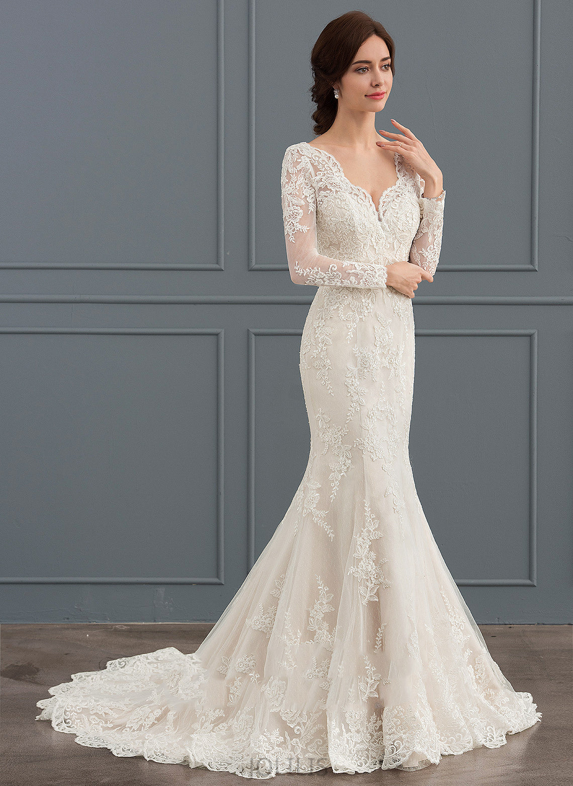 Alivia Dress Lace With Wedding Dresses Court Tulle Wedding Trumpet/Mermaid Beading V-neck Train