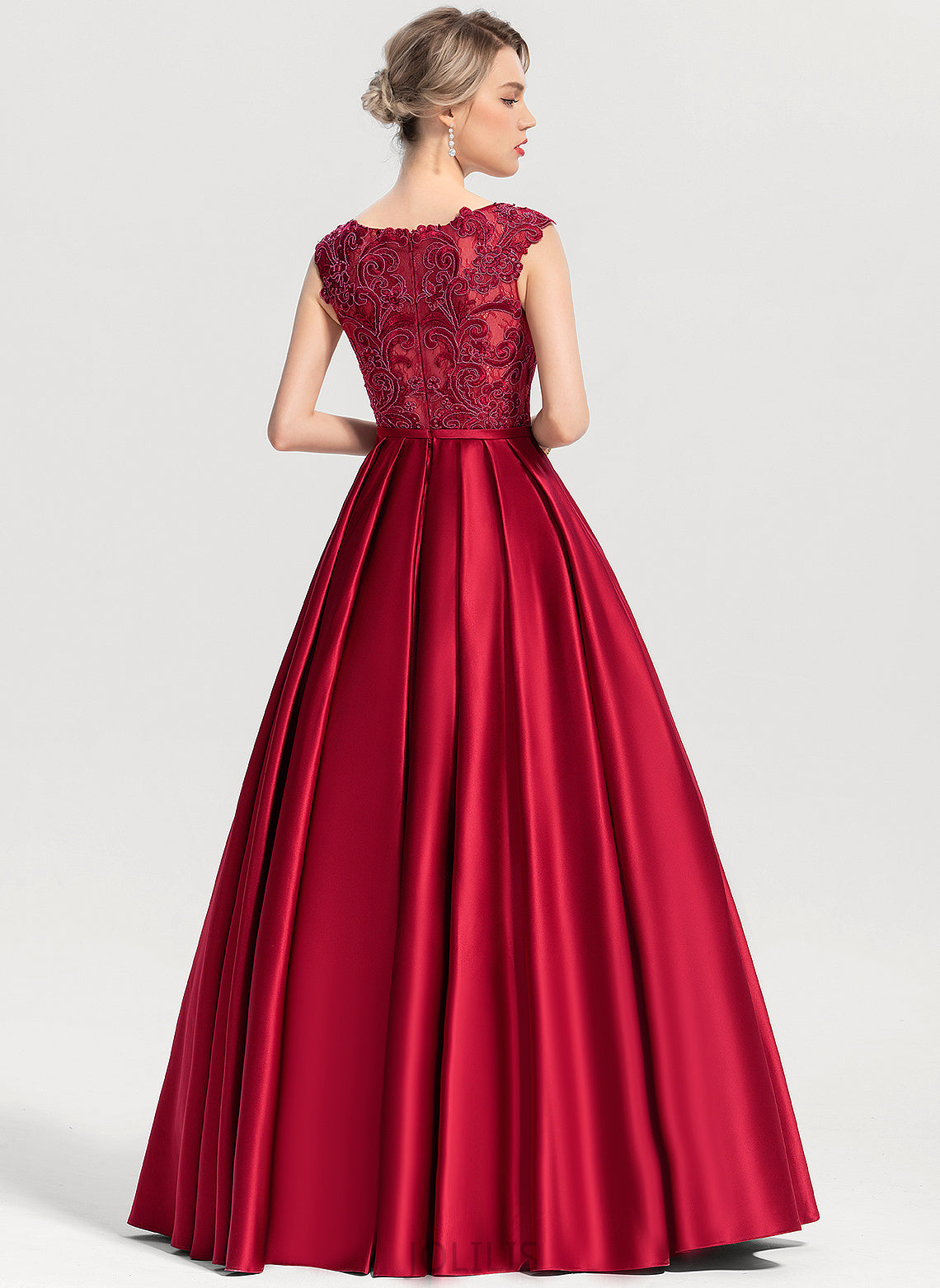 Lace Ball-Gown/Princess June Floor-Length Sequins Satin Prom Dresses With Scoop Illusion