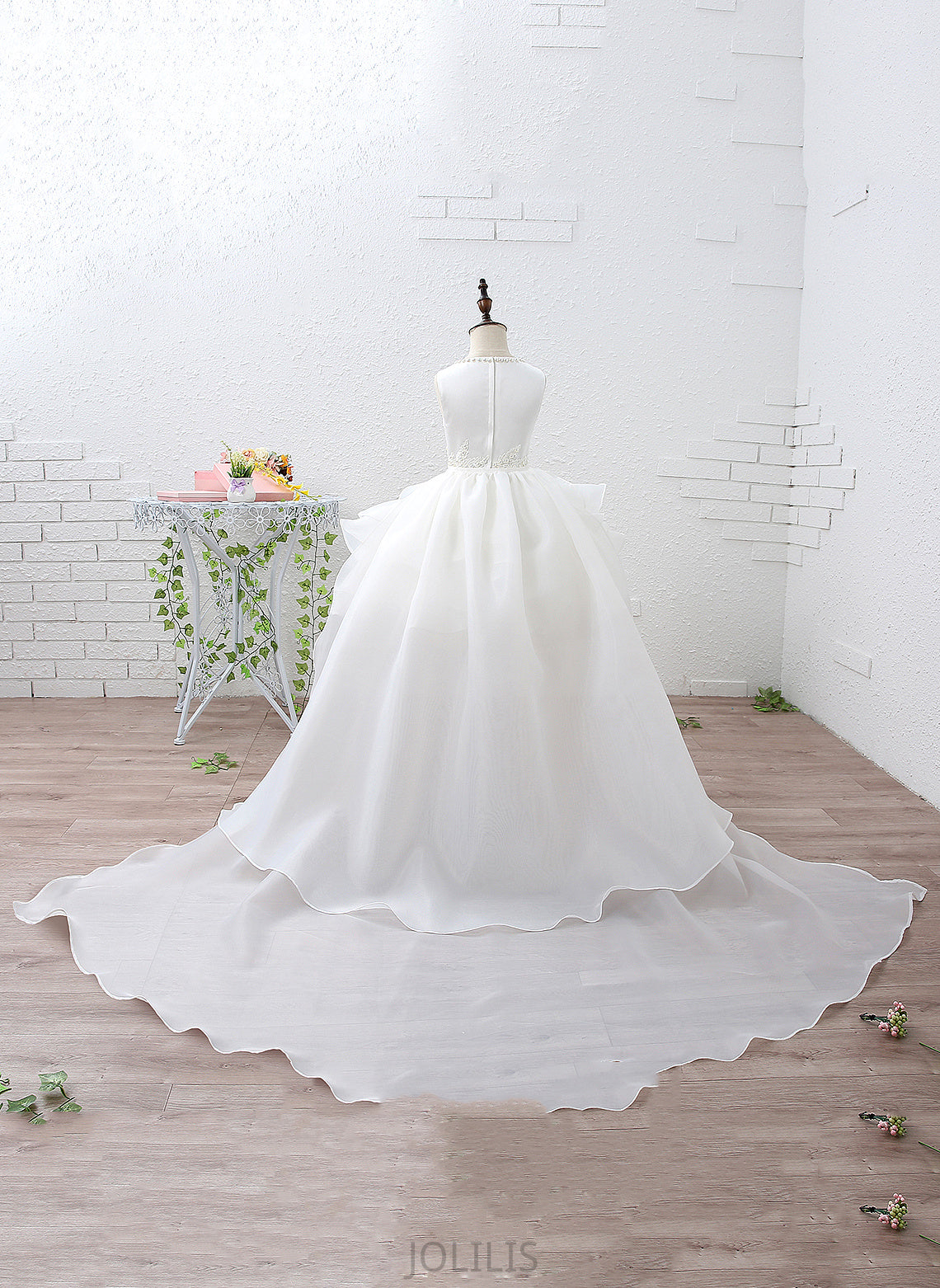 With - Harley Train Scoop Sleeveless Court Ruffles/Beading/Appliques Dress Girl Flower Girl Dresses Ball-Gown/Princess Organza/Satin Neck Flower