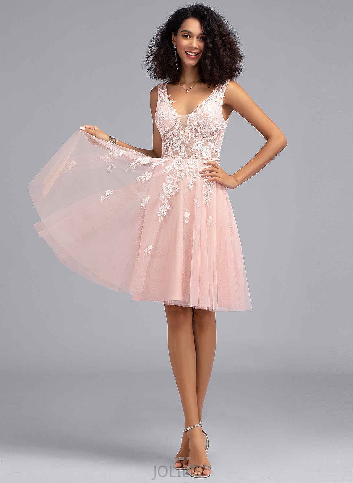 Abbey A-Line With Knee-Length V-neck Homecoming Tulle Sequins Dress Lace Beading Homecoming Dresses