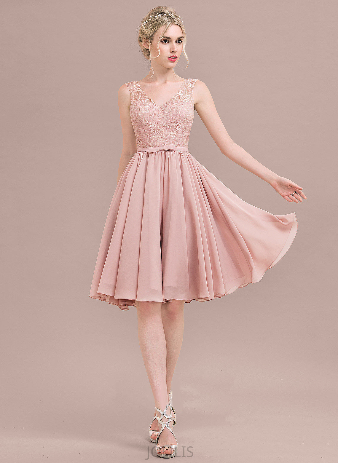 With Knee-Length Chiffon Lace Homecoming Dress Homecoming Dresses V-neck Lace Sam Bow(s) A-Line