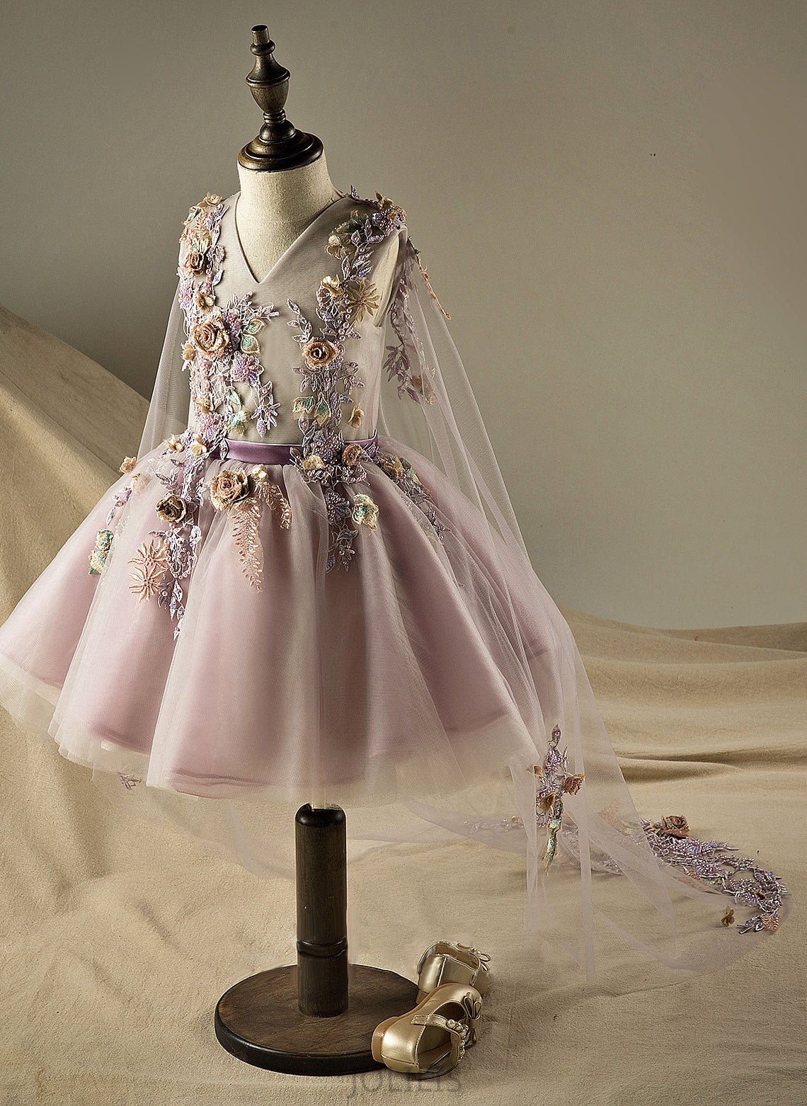 Girl - Carissa Organza/Tulle Knee-length Sleeveless Beading/Flower(s)/Sequins A-Line Flower Girl Dresses Flower V-neck With Dress