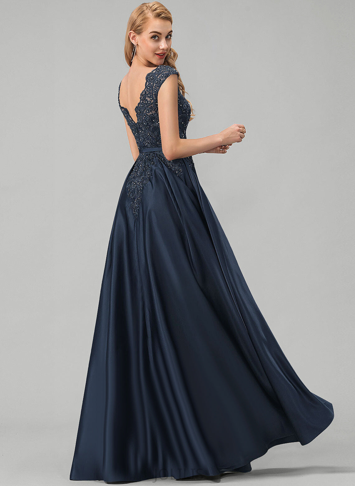 With Floor-Length Izabelle Bow(s) Scoop Beading Satin Ball-Gown/Princess Prom Dresses Sequins