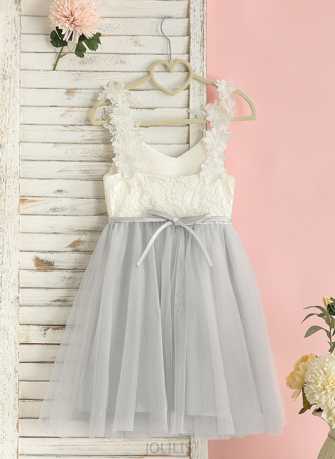 Dress Tulle/Lace Allyson Flower Knee-length Flower Girl Dresses Sleeveless A-Line V-neck Girl -