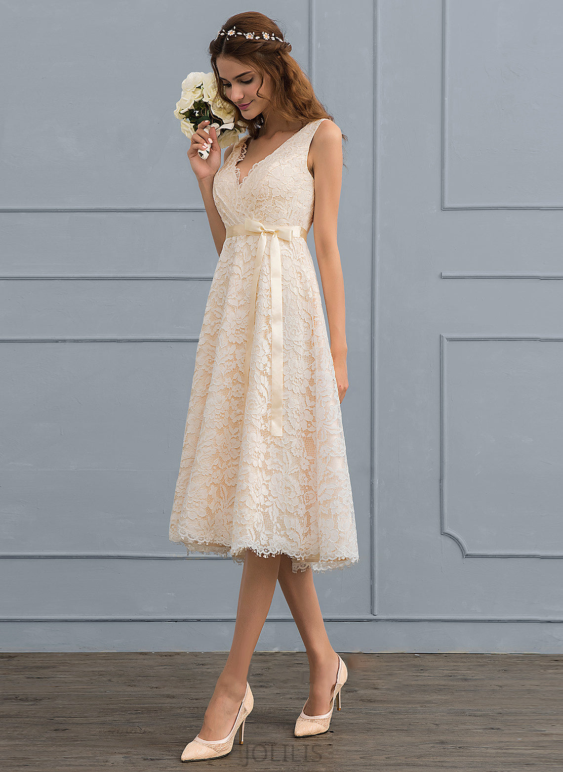 Wedding Knee-Length Leilani Dress Bow(s) With Lace Wedding Dresses A-Line V-neck