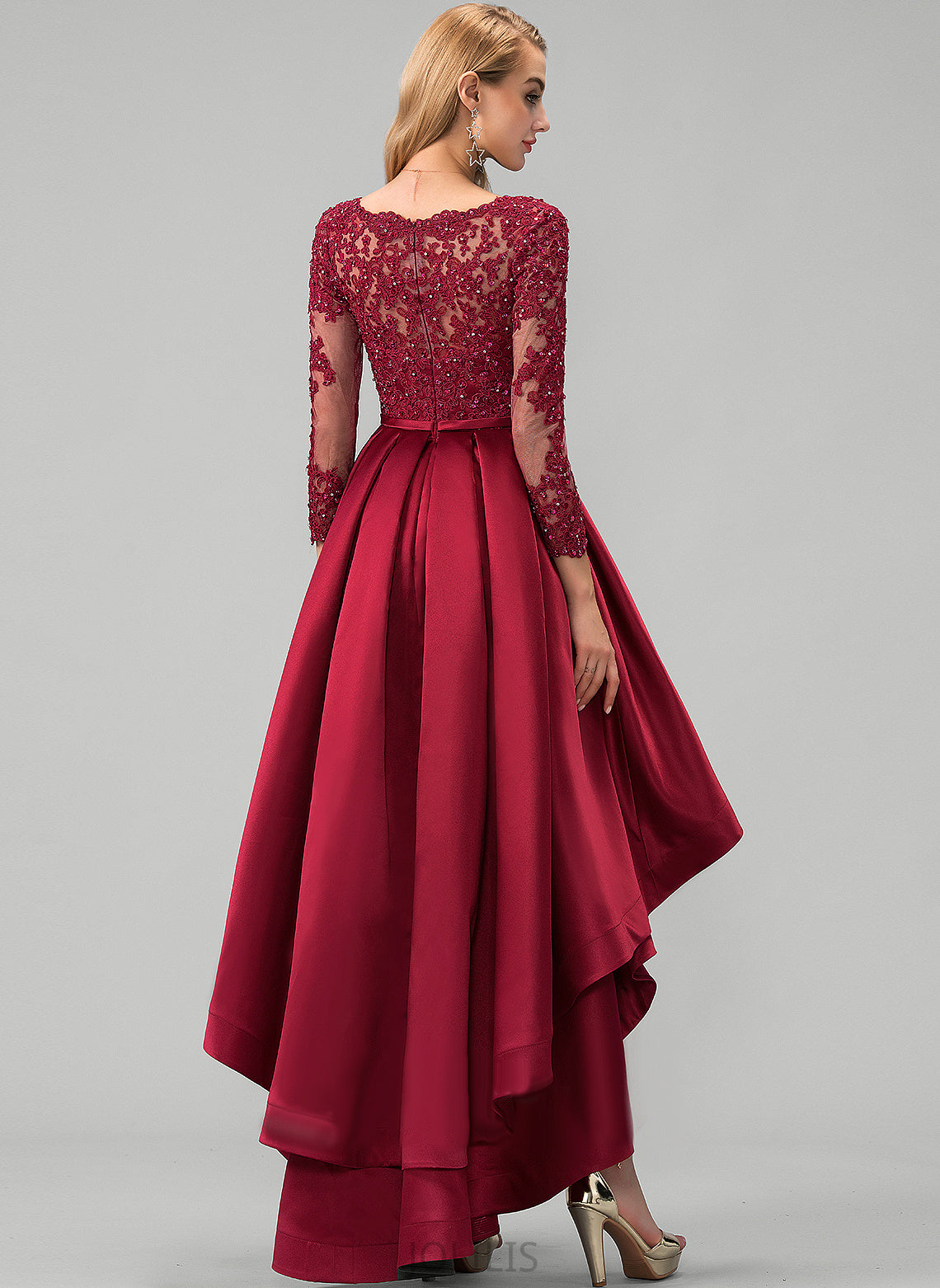 V-neck Asymmetrical Jacquelyn Satin Ball-Gown/Princess Beading With Sequins Prom Dresses