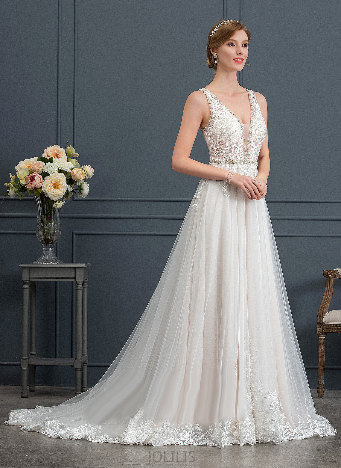 Lace Dress Beading Ball-Gown/Princess Sequins Court Tulle Wedding With Aniyah V-neck Train Wedding Dresses