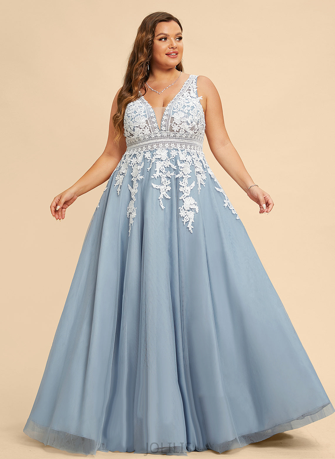 Prom Dresses Floor-Length Tulle Ball-Gown/Princess V-neck Mollie