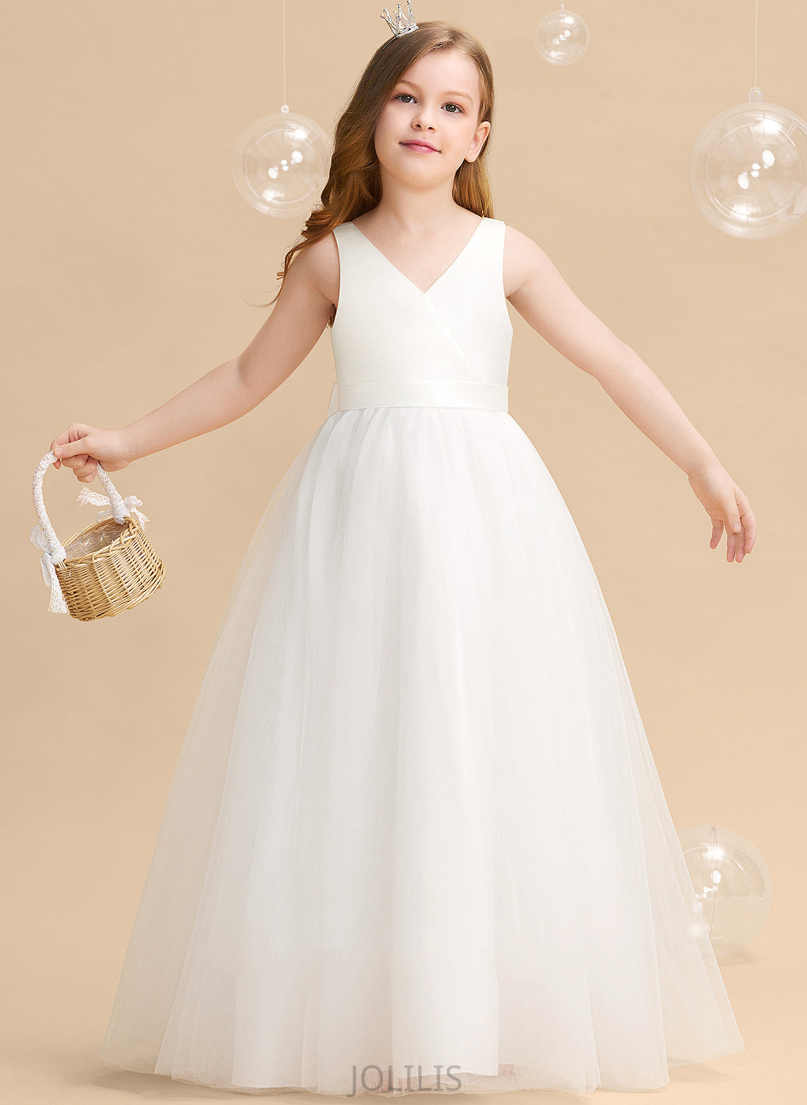 With Alisha Sleeveless - Back Ball-Gown/Princess Flower Girl Dresses Tulle Girl Flower Dress V-neck Floor-length Bow(s)/V