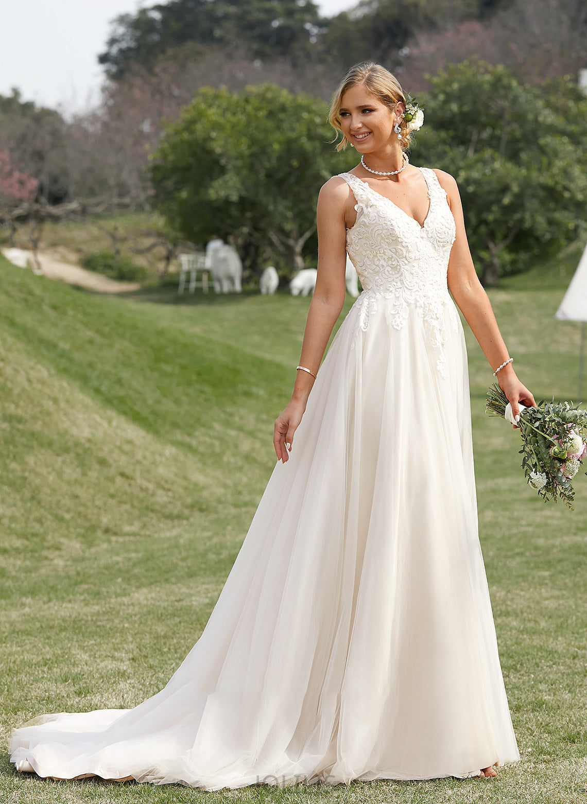 Aubrie Ball-Gown/Princess Train Dress Court Wedding Dresses V-neck Tulle Wedding