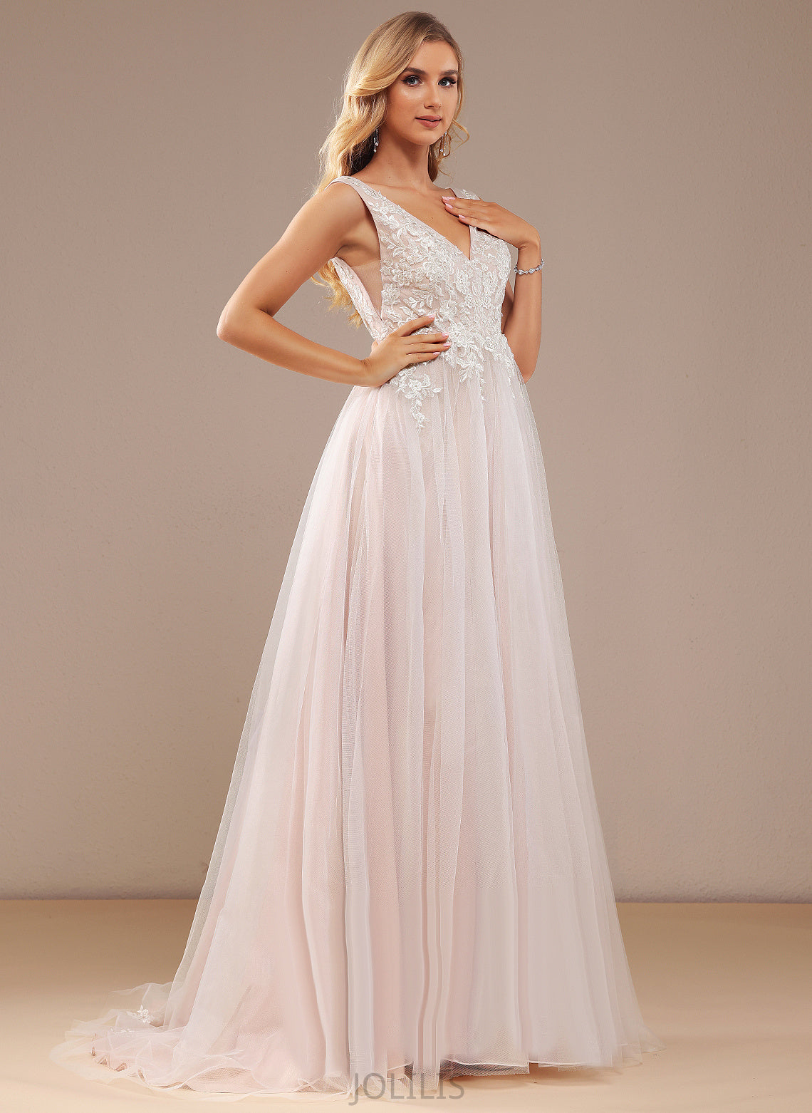 Ball-Gown/Princess Lesley Train Sweep Wedding Dresses Lace Lace V-neck Tulle Dress With Wedding