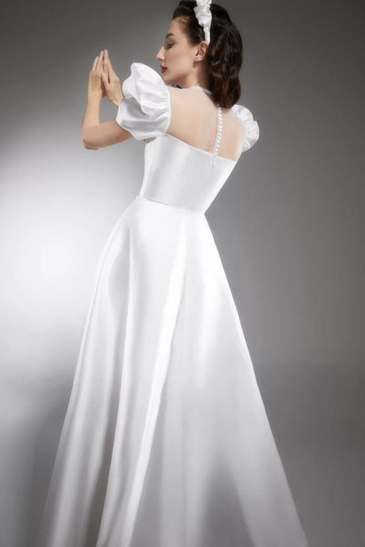 Vintage White Satin A-line Simpel Style Disney Long Wedding Dresses With Puff Sleeves Y0046