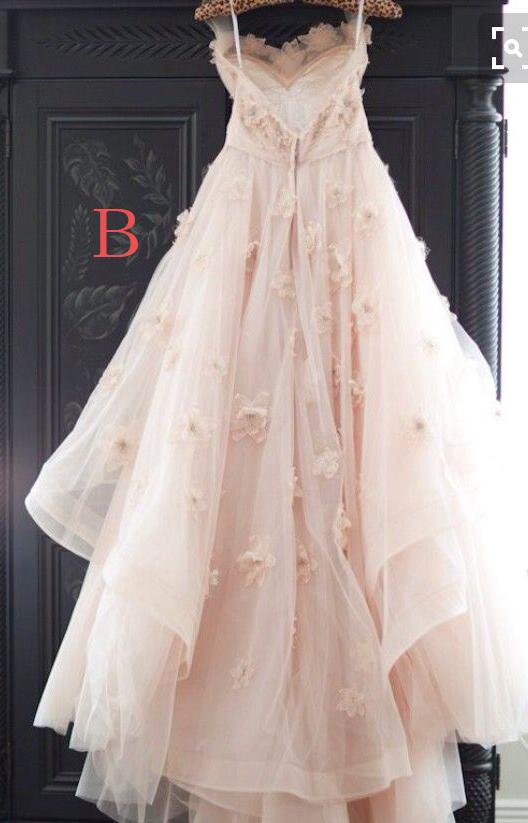 Appliqued Tulle Wedding Gowns,Princess Wedding Dress With Flowers,A-line Wedding Dress,N110